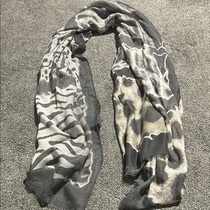 Grey Animal Print Light Weight Scarf